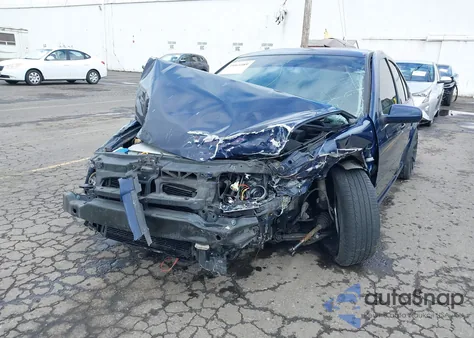 2002 Volkswagen Jetta Gli from USA, damaged, VIN 3VWVH69M32M177792